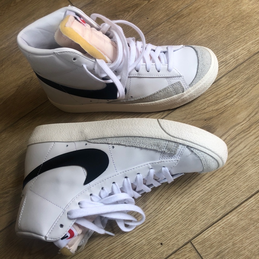 Nike blazer high top worn once